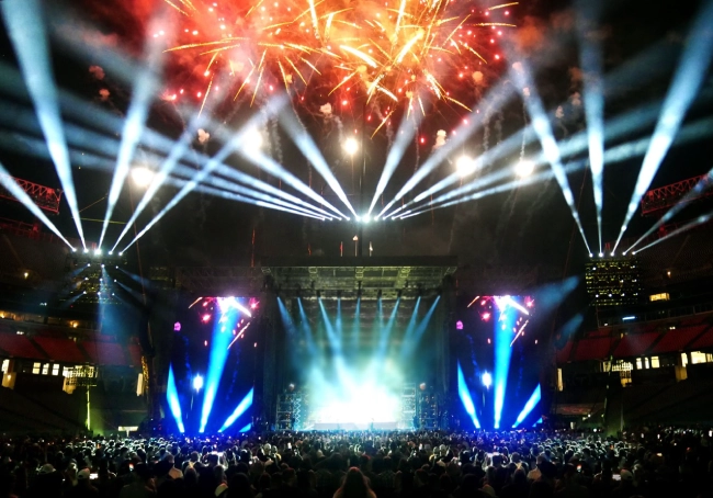 Hi-Tech Media — эксклюзивный дистрибутор Chauvet-Professional, фото-9 Hi-Tech Media — эксклюзивный дистрибутор Chauvet-Professional, фото-9