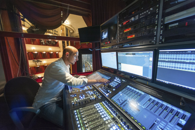 Dante в Бургтеатре_650х433-06.jpg