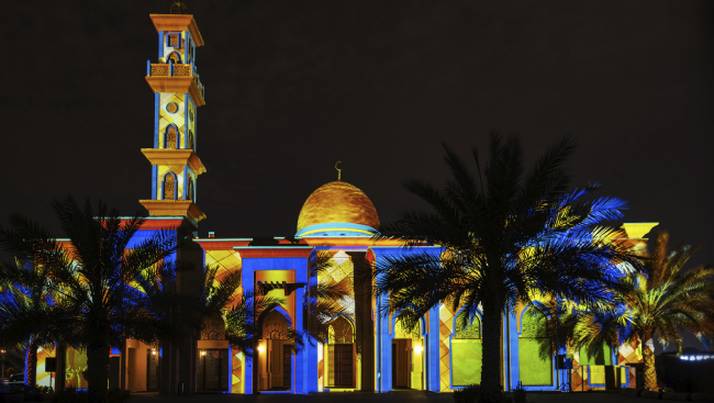 Проекторы Digital Projection преобразили мечеть Хаванейдж в Дубае, фото-1