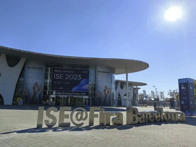 LianTronics-pro-led-ekran-virtualnaya-studia-news-650-6.jpg