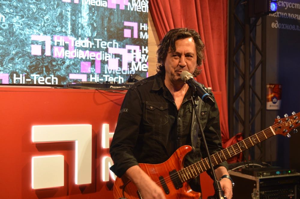 Дмитрий Малолетов покорил посетителей стенда Hi-Tech Media на выставке Light+Audio Tec, фото-1