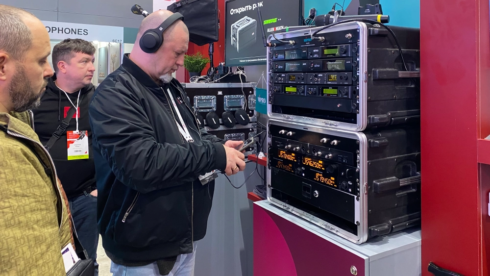 Allen&Heath SQ-Rack | Hi-Tech Media представляет театр современных технологий на Light+Audio Tec 25, foto-69