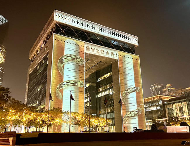 Бесконечные сказки Bulgari Serpenti с Digital Projection, фото-1