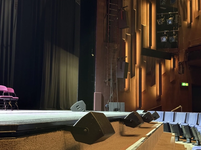 Завершение модернизации Королевского театра Плимута с EM Acoustics, фото-9