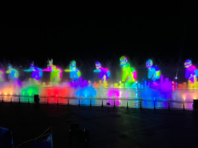 Мэппинг на фонтаны поразил зрителей благодаря 1-чиповым проекторам Digital Projection, фото_03