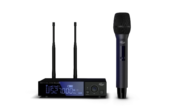 Радиосистемы Октава выбрали для вручения премии «Знание» на выставке «Россия», фото-4 Радиосистемы Октава выбрали для вручения премии «Знание» на выставке «Россия», фото-4