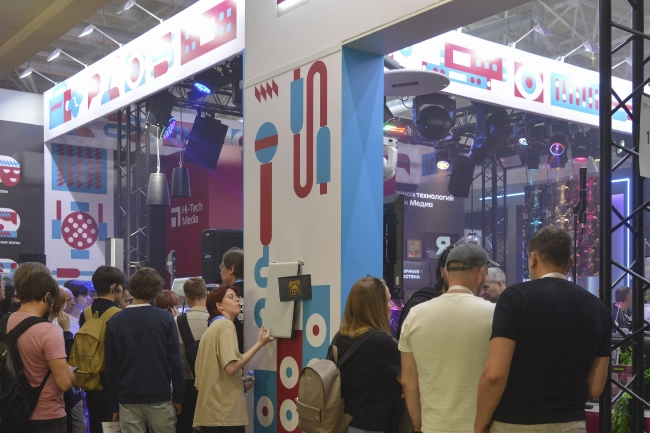 На стенде Hi-Tech Media,участника выставки Light+Audio Tec-2024, фото-71